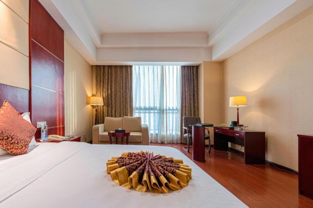 Qingdao Chengyang Detai Hotel Exterior photo
